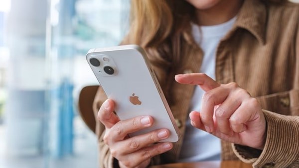 أجهزة آيفون تتعرض لهجمات القراصنة
