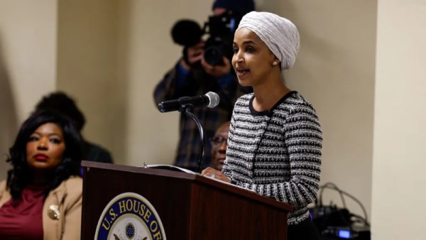إلهان عمر عضوة الكونجرس