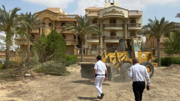 وزير الإسكان