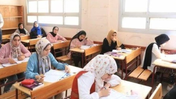 امتحانات نصف العام