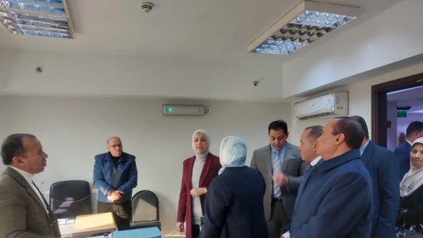 جولة ميدانية لرئيس مصلحة الضرائب 