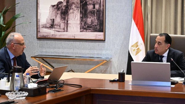 وزير الري ورئيس مجلس الوزراء
