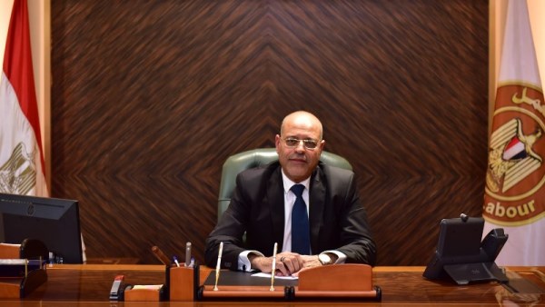 وزير العمل