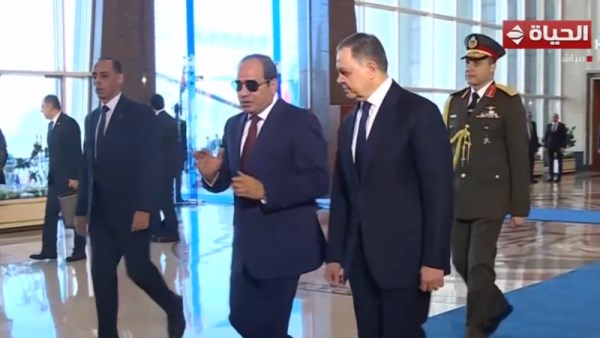 وصول الرئيس السيسي مقر الاكاديمية 