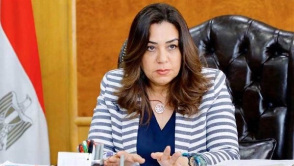 منال عوض وزيرة التنمية المحلية والبيئة