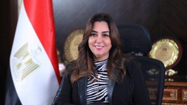 منال عوض 