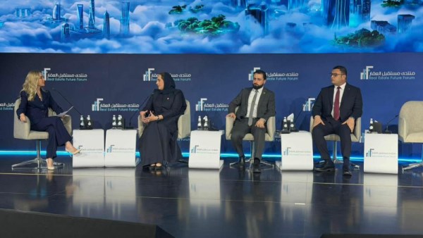وزير الإسكان