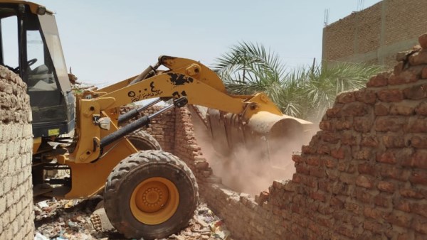 التعديات علي الأراض 