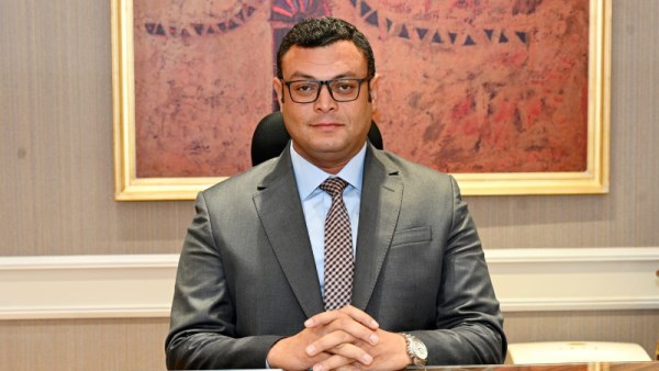 وزير الأسكان