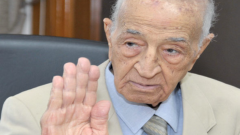موعد ومكان جنازة الإعلامي فهمي عمر “شيخ الإذاعيين”
