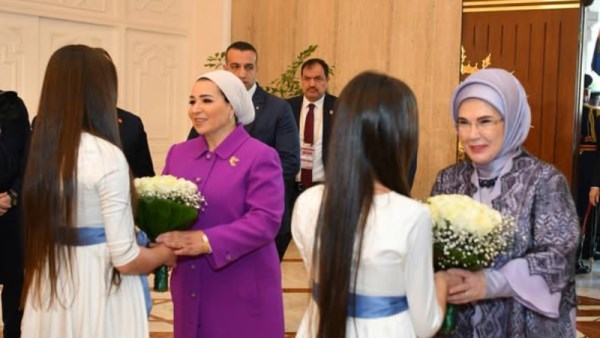 السيدة انتصار السيسي تستقبل حرم أردوغان