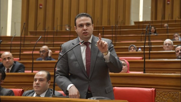 عبدالمنعم إمام