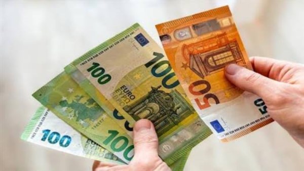سعر اليورو مقابل الجنيه 