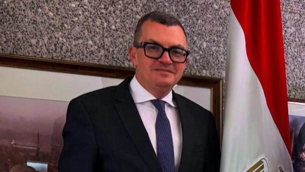  أحمد رستم 