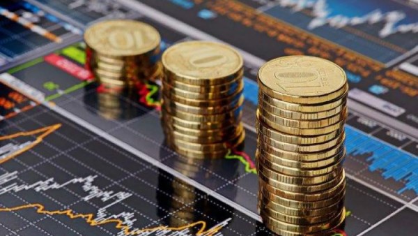 القطاعات الواعدة لجذب المستثمرين الشباب 