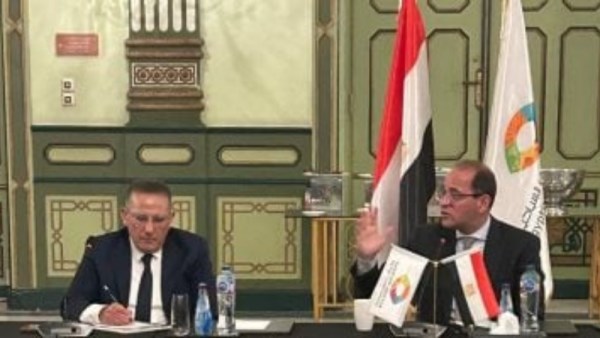 وزير المالية يلتقي بالقطاع السياحي 