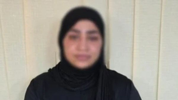 قمر الوكالة 