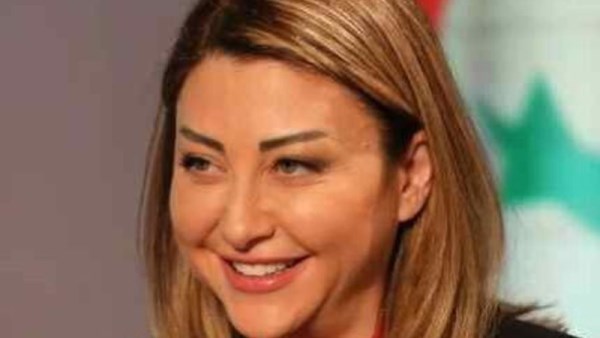لونا الشبل