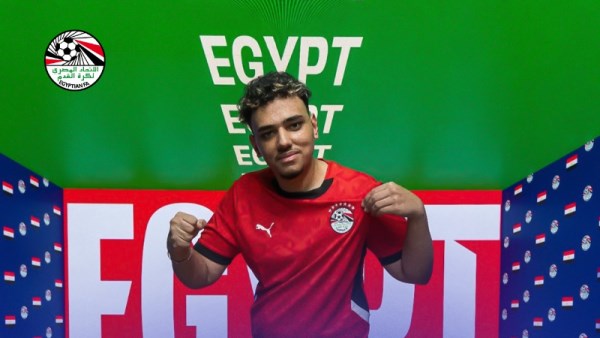  عمر الشحات لاعب منتخب مصر 