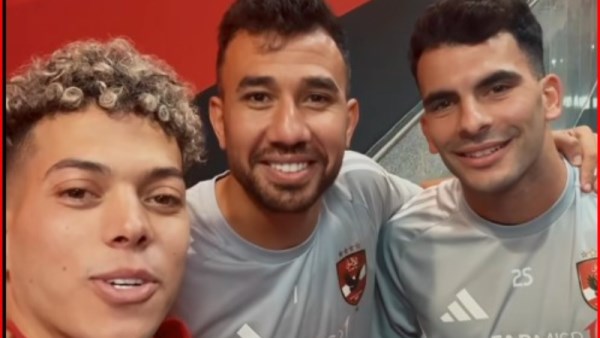 لاعبو النادي الأهلي