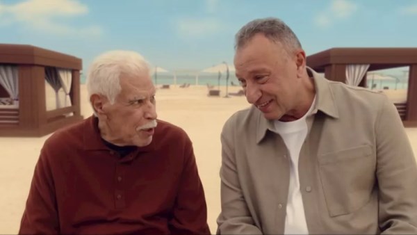 الخطيب وشحاتة في مشهد واحد