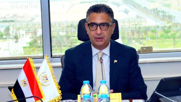  شريف فاروق وزير التموين والتجارة الداخلية