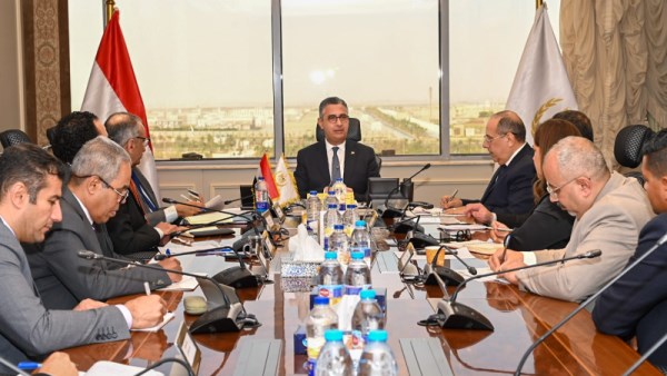 اجتماع وزير التموين اليوم