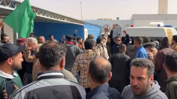 استقبال جثمان سيف الإسلام 