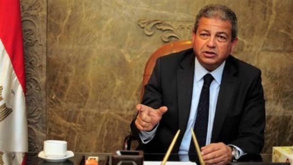 خالد عبدالعزيز