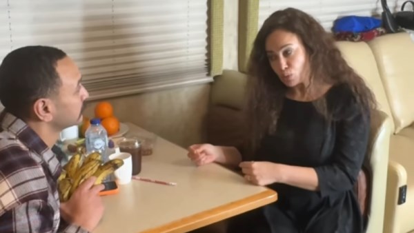 الفنانة هند وأحمد خالد صالح 