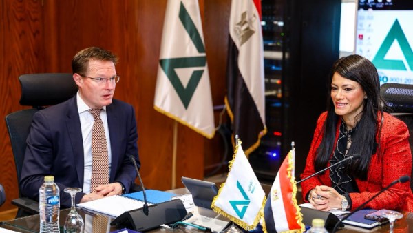 رانيا المشاط مع  وفد وكالة موديز للتصنيف الائتماني