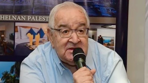 محمد عبدالعزيز 