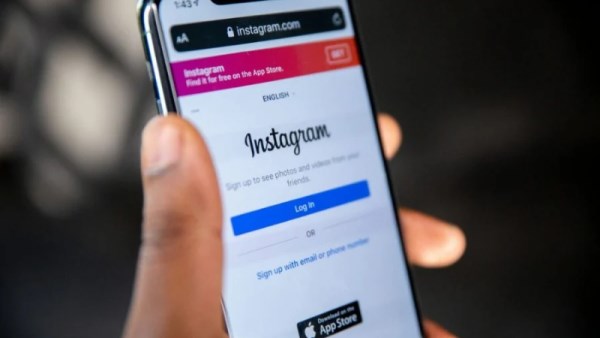 إنستجرام تخطط لإطلاق تطبيق جديد "إنستانتس"
