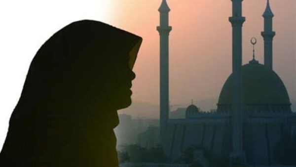 نزول الحيض قبل أذان المغرب بدقائق في رمضان