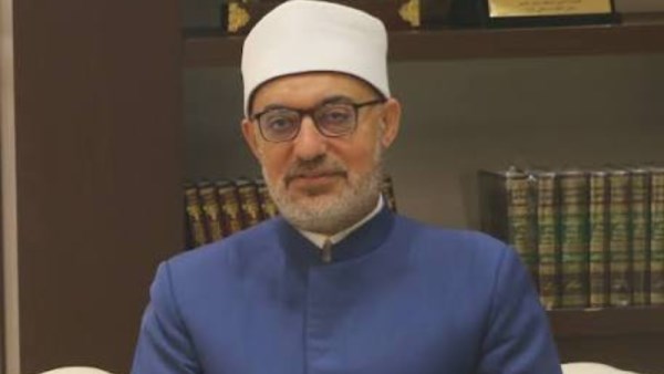الدكتور نظير عياد مفتي الجمهورية