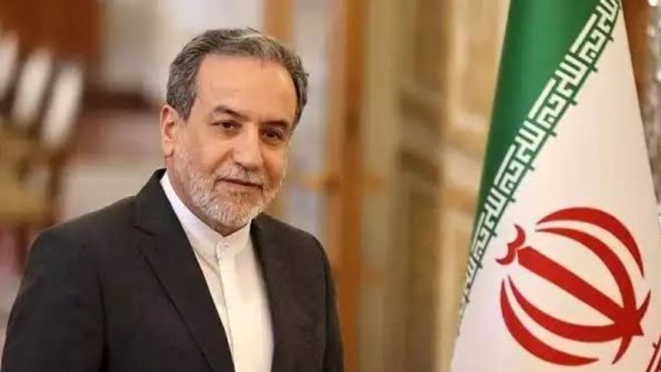 إيران تداعب ترامب: الرئيس الأمريكي ضحية الأخبار المزيفة وطهران لا تطور صواريخ تهدد واشنطن