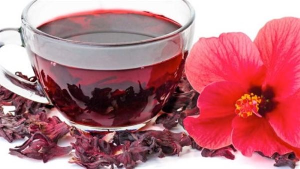 الإفراط في شرب الكركديه يوميًا قد يضر بصحة الكبد والقلب