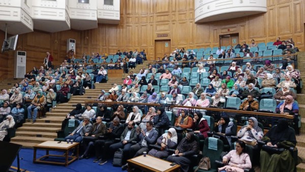 برنامج تدريبي لرفع كفاءة الأطباء في أمراض الكلى