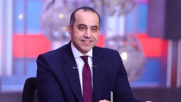المستشار محمود فوزي وزير الشؤون المجالس النيابية السابق