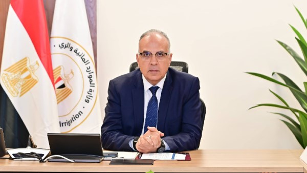 وزير الموارد المائية والري
