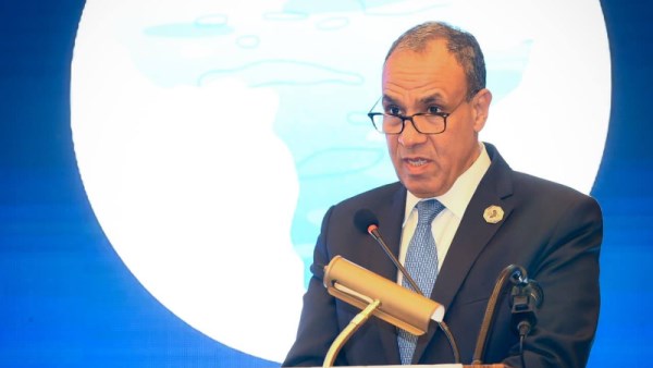 وزير الخارجية