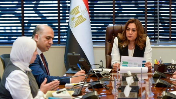 وزير التنمية المحلية