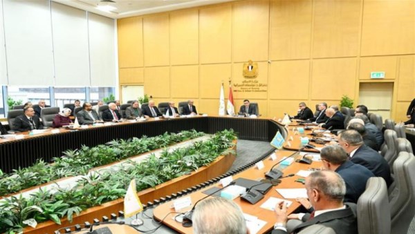 وزير الإسكان