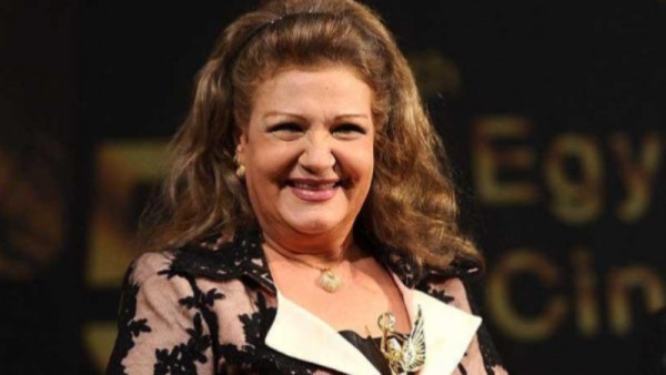 الفنانة ميمي جمال