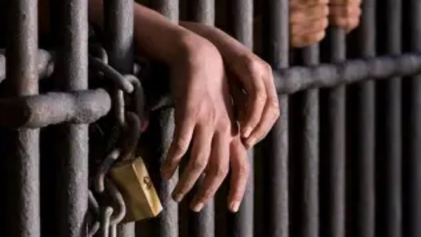 المشدد 6 سنوات وغرامة 100 ألف جنيه لتاجر مخدرات في سوهاج