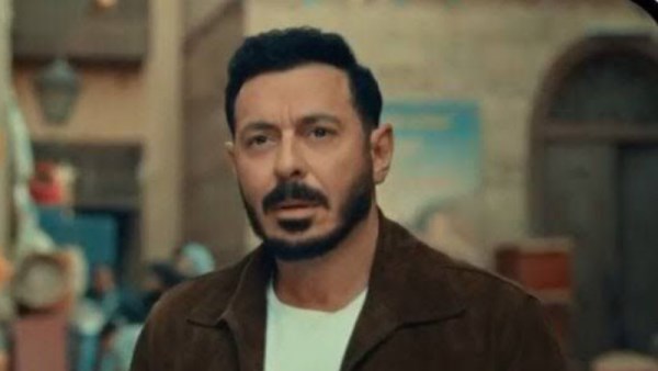الفنان مصطفي شعبان