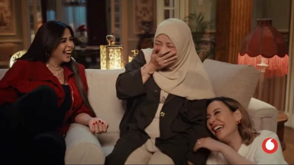 الفنانة عبلة كامل 
