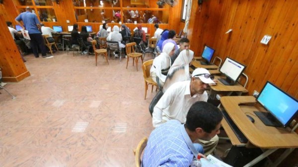 13 كلية خارج التنسيق