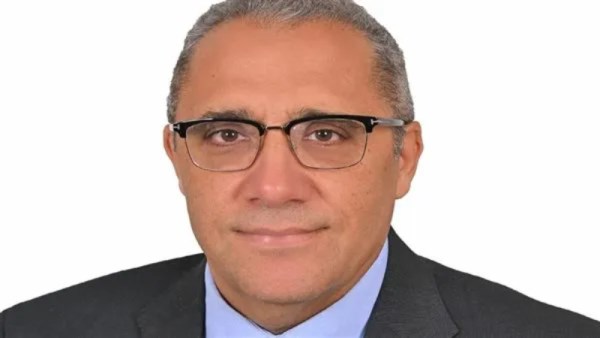 عميد صيدلة القاهرة