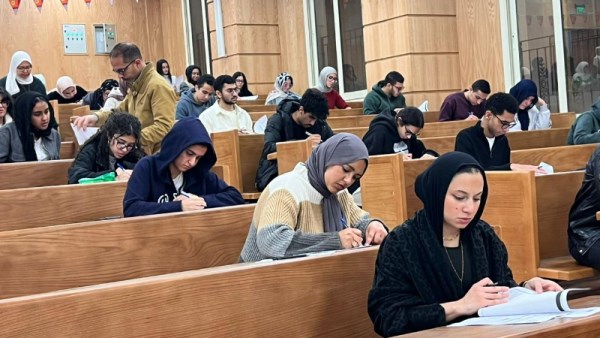 الامتحانات في برنامج الطب والجراحة